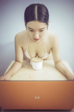 日本儿子猜母亲综艺名字的电影_BD英语电影全集观看