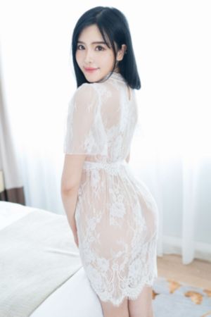 伊人222综合网图片_1080全集免费播放