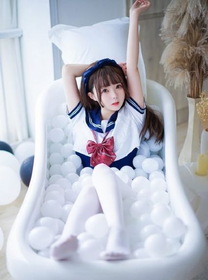 女士蕾丝衫大全_BD韩语高清在线